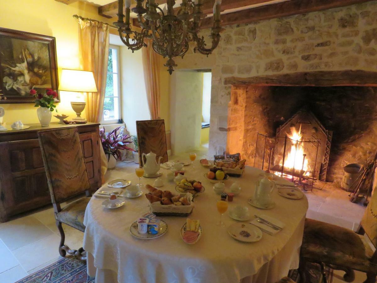 Château de Gaubert Acomodação com café da manhã Terrasson Exterior foto